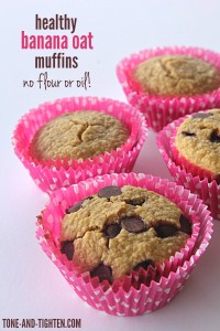 Healthy Banana Oat Muffins on Tone-and-Tighten.com