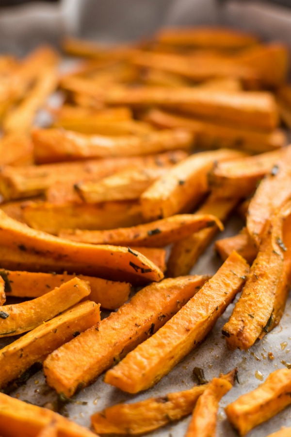 Crispy Oven-Baked Sweet Potato Fries | #site_title